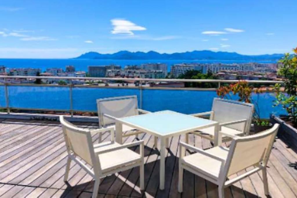 Penthouse 100m2 Avec 2 Et Terrasse 80m2 Appartamento Cannes